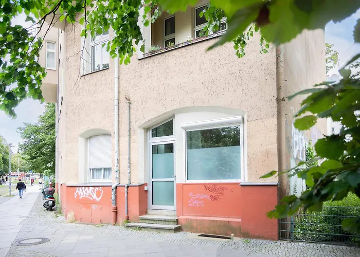 Schoeneberg I Big I Fast Wifi Apartamento *