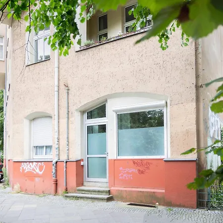 Schöneberg I Big I Fast Wifi Apartment *